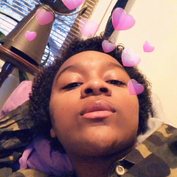Poshmark profile picture for @villain